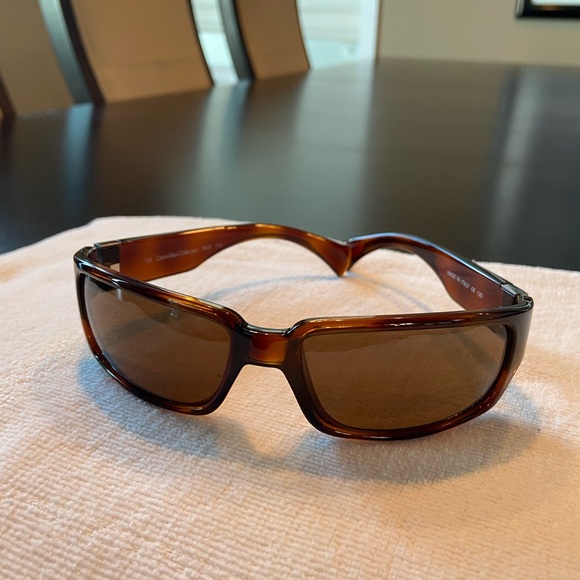 Brown Calvin Klein 842S sunglasses like new silver logo - Picture 2 of 6